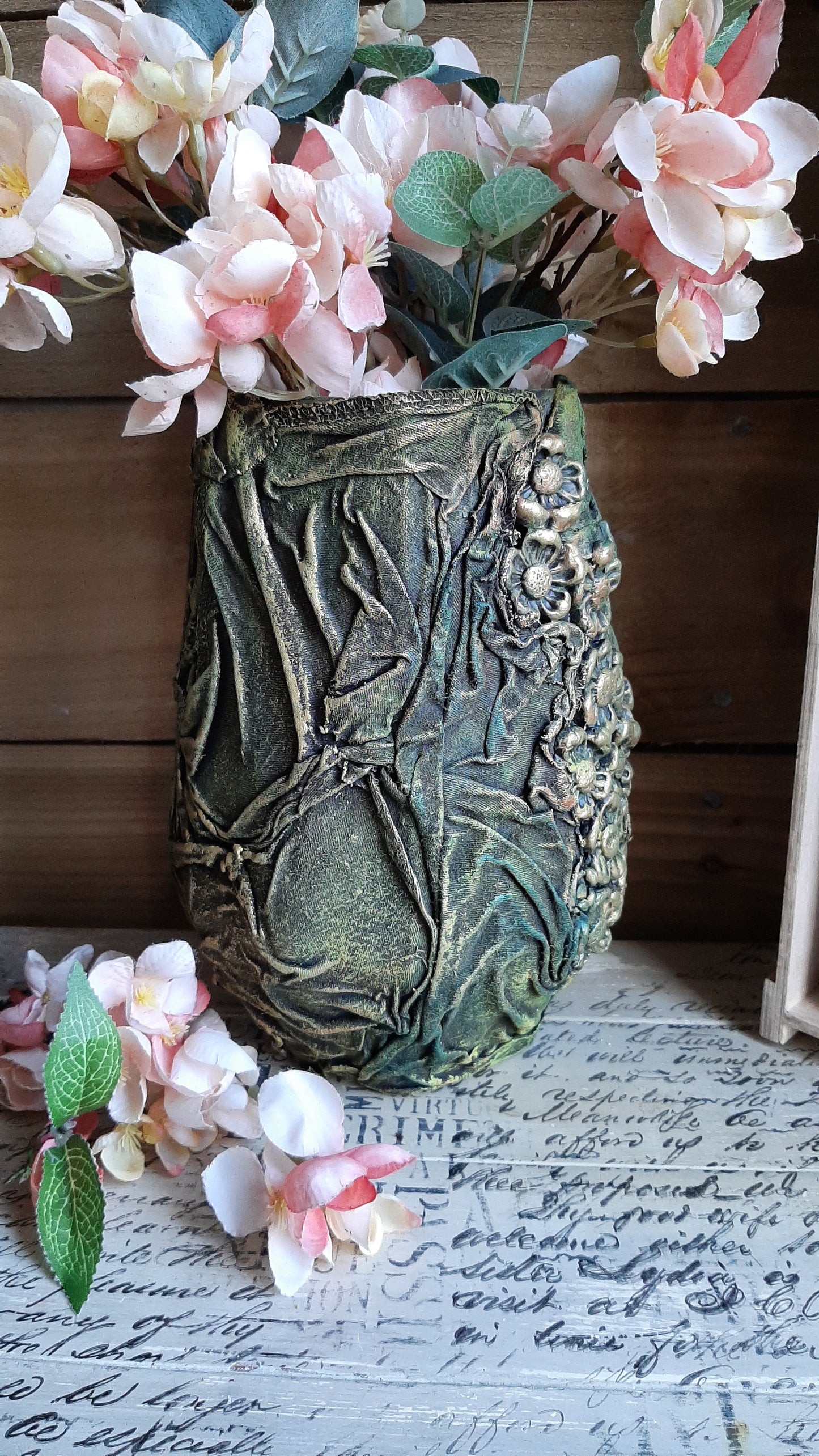 Fabric sculpted vase